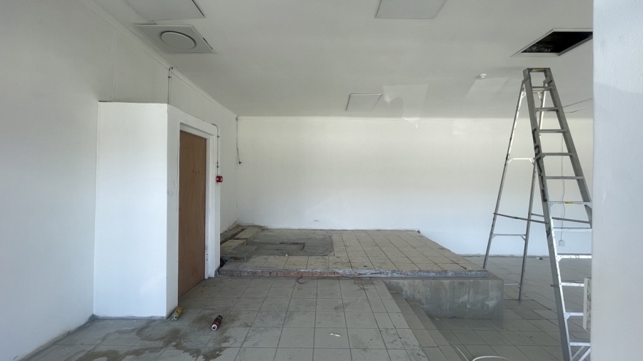 To Let commercial Property for Rent in Wynberg Western Cape